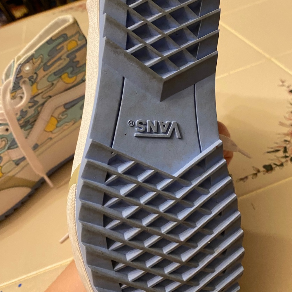 Color Changing High Top Vans - Picture 3 of 7
